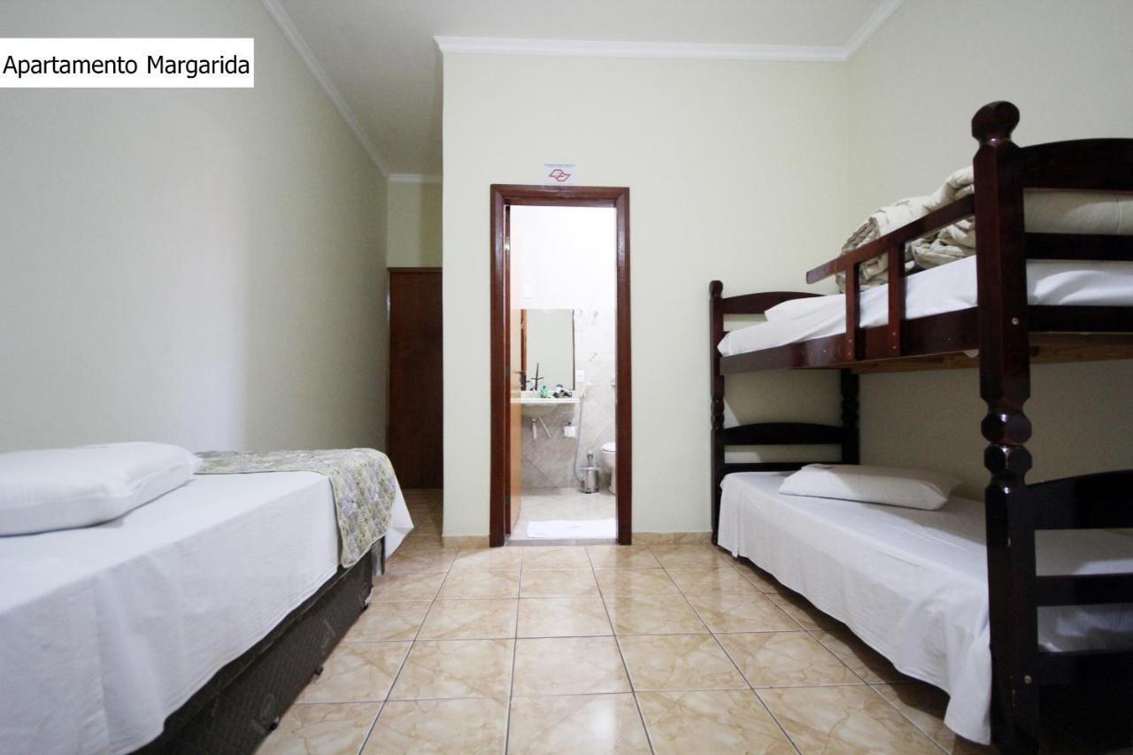 Pousada Flores Em Vida Olímpia Quarto foto